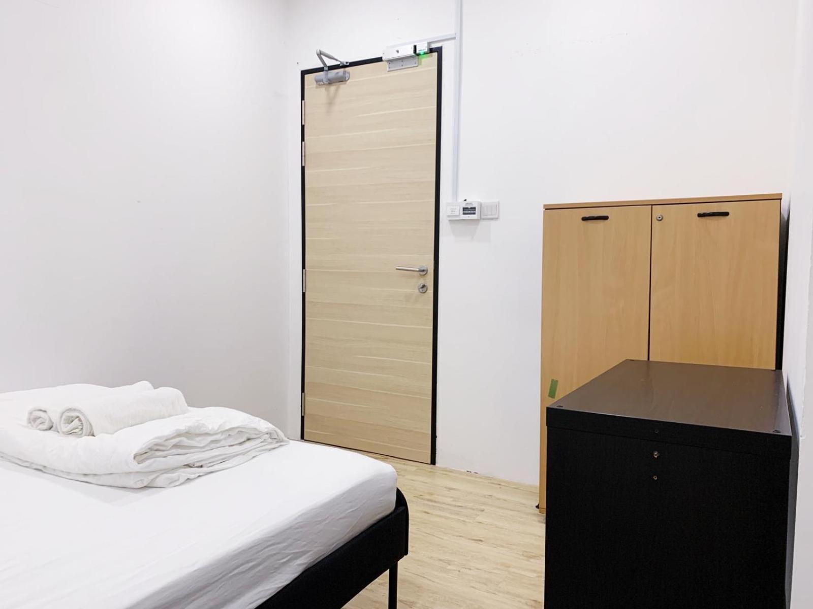 Radzone Hostel Singapore Exterior photo